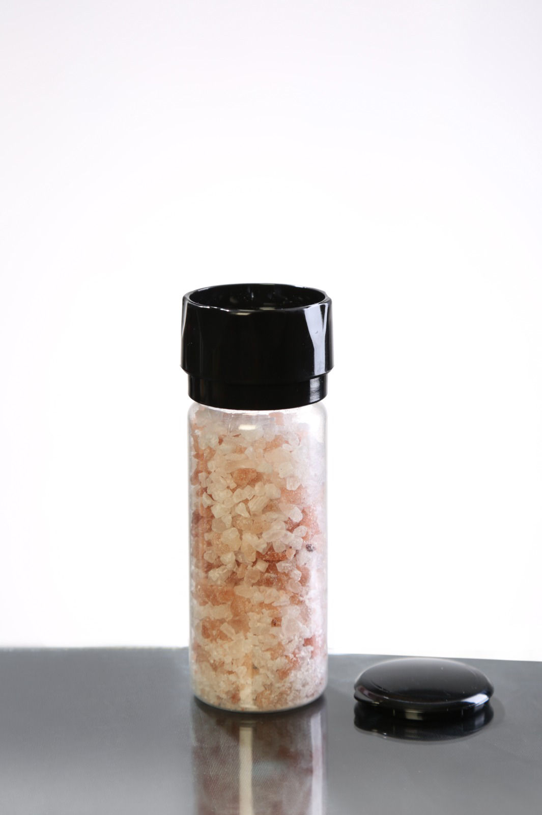 عکس بطری ادویه گریندر