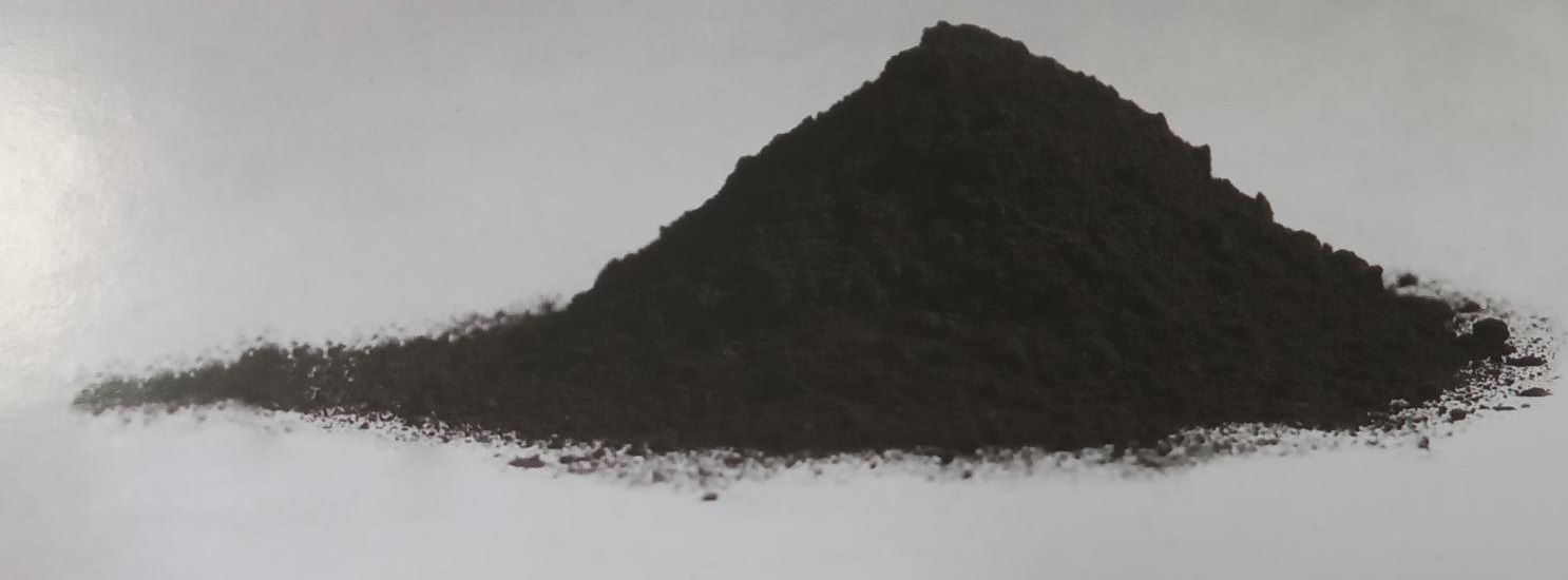 عکس پیگمنت سیاه 